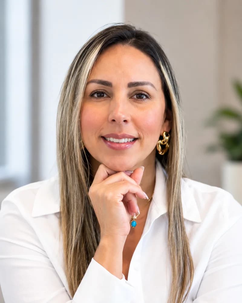 Isabel Romero de Gomez, agente de seguros de vida